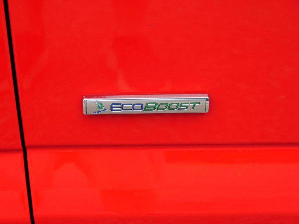 Used 2016 Ford F150 XLT w/ Equipment Group 302A Luxury AWD/4WD image 9