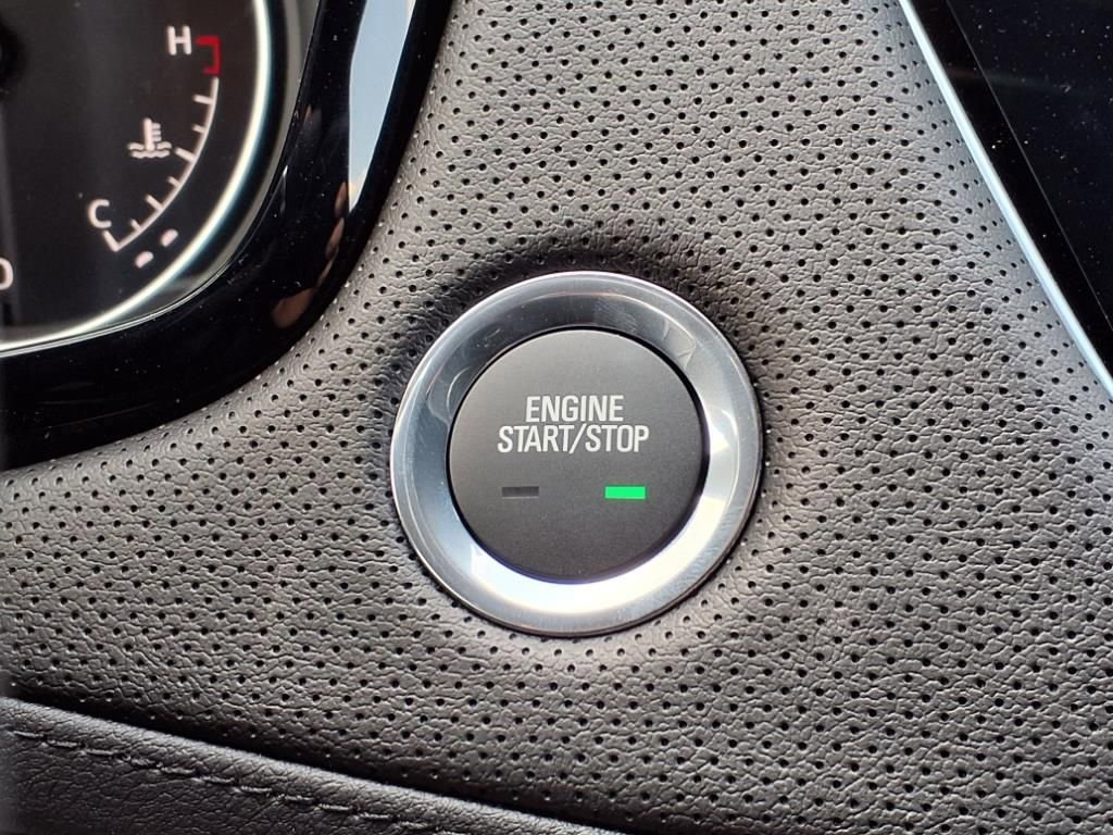 New 2025 Cadillac XT5 Premium Luxury w/ LPO, Floor Liner Package image 21