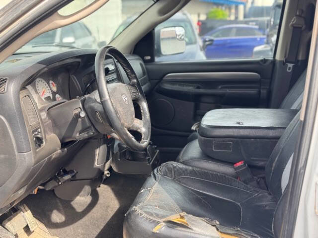 Used 2005 Dodge Ram 3500 Truck SLT image 11