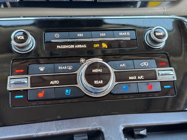 Used 2023 Lincoln Navigator L Reserve AWD/4WD image 30