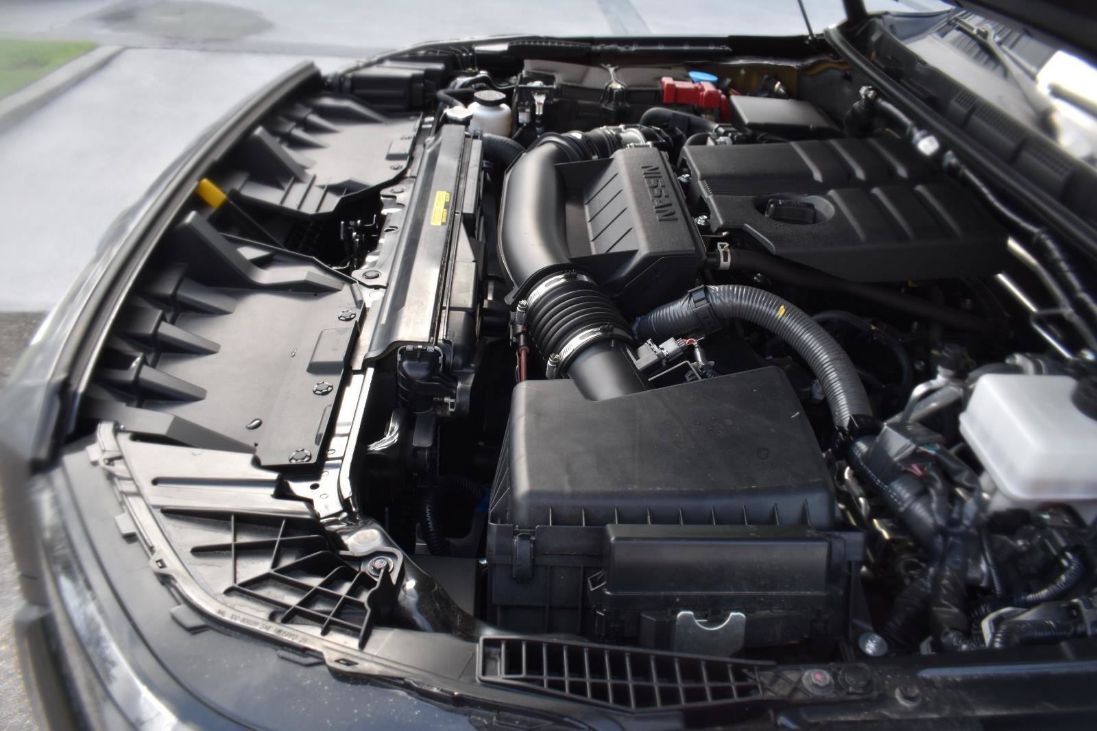 Certified 2025 Nissan Frontier SV RWD image 23