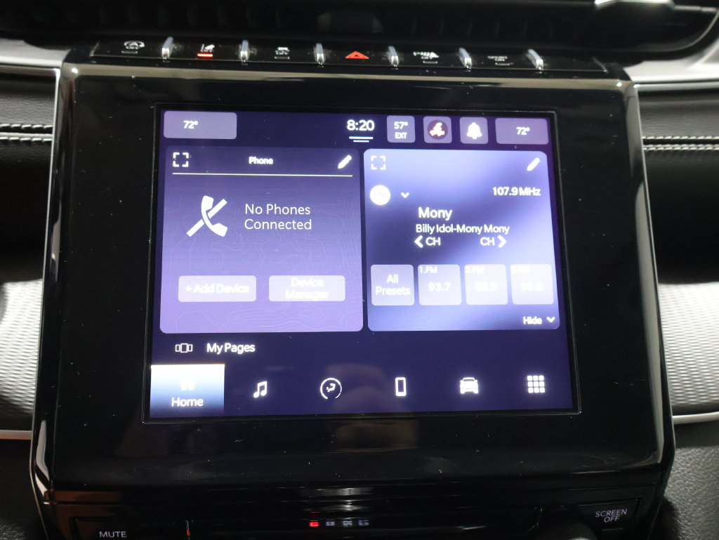 Certified 2023 Jeep Grand Cherokee Laredo AWD/4WD image 24