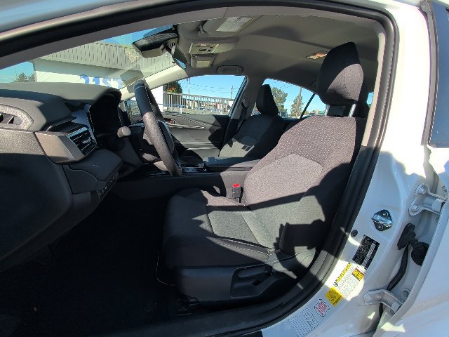 Used 2026 Toyota Camry LE FWD image 10