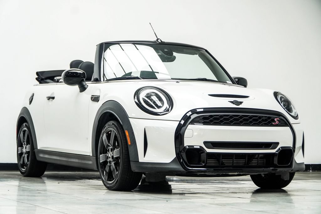 Used 2023 MINI Cooper S FWD image 4