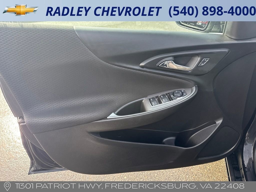 Used 2024 Chevrolet Malibu LT image 5