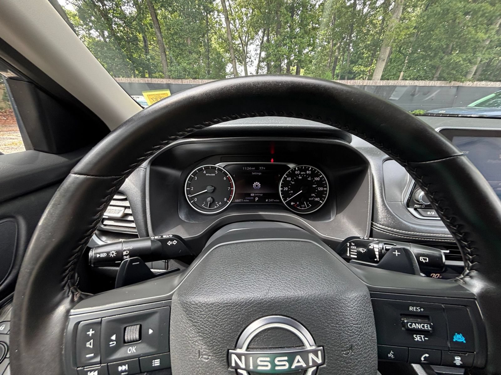 Used 2025 Nissan Rogue SV FWD image 41