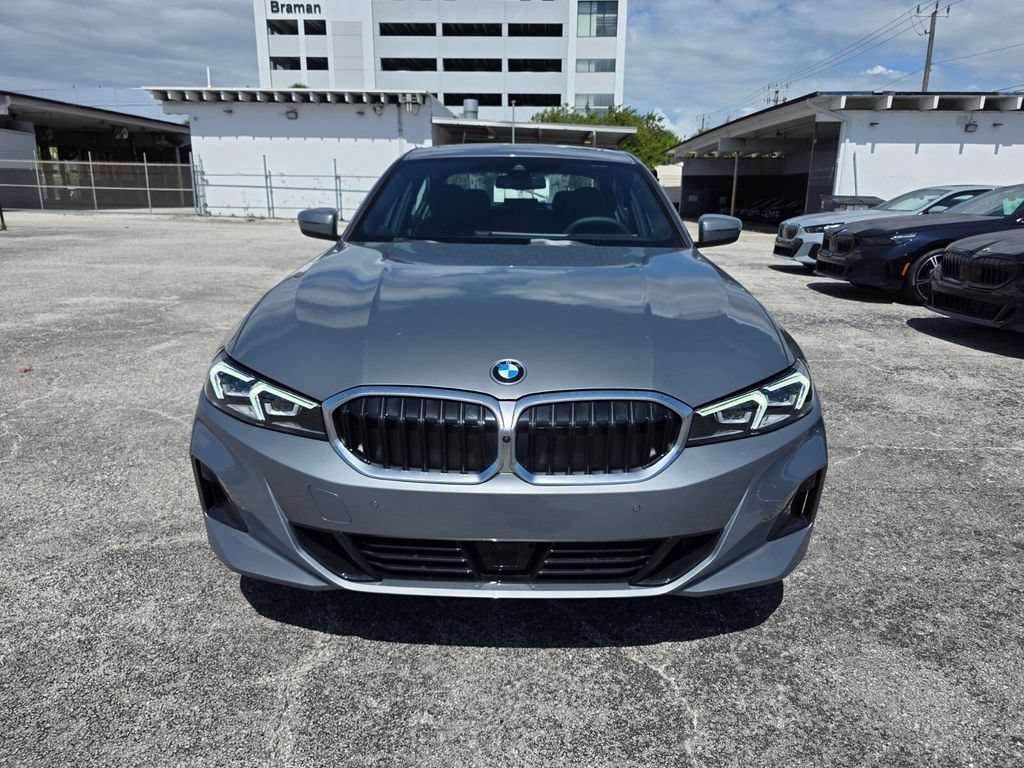 New 2026 BMW 330i Sedan w/ Convenience Package RWD image 2