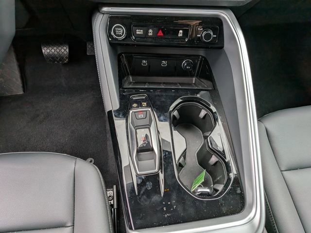 Used 2025 Audi Q5 Premium w/ Convenience Package AWD/4WD image 32