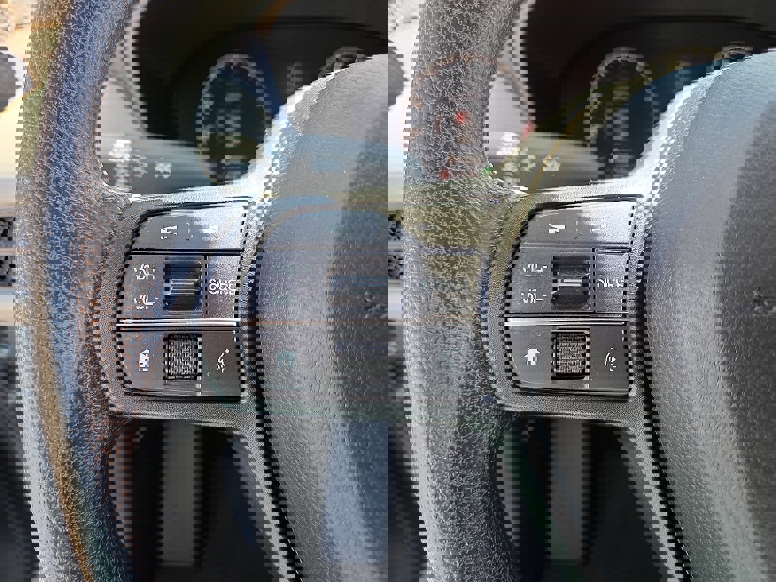 Used 2023 Honda HR-V LX image 21