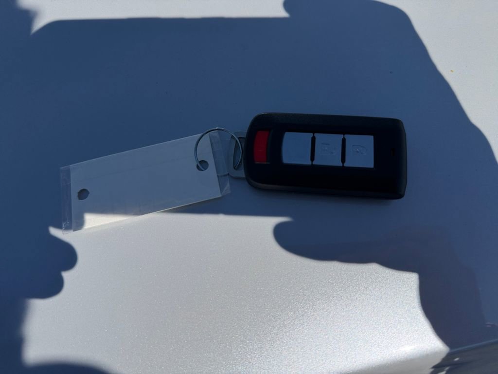 Used 2023 Mitsubishi Eclipse Cross SE image 32