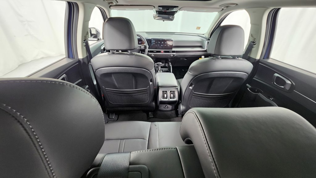 New 2026 Kia Sorento S w/ S Panoramic Sunroof Package FWD image 17