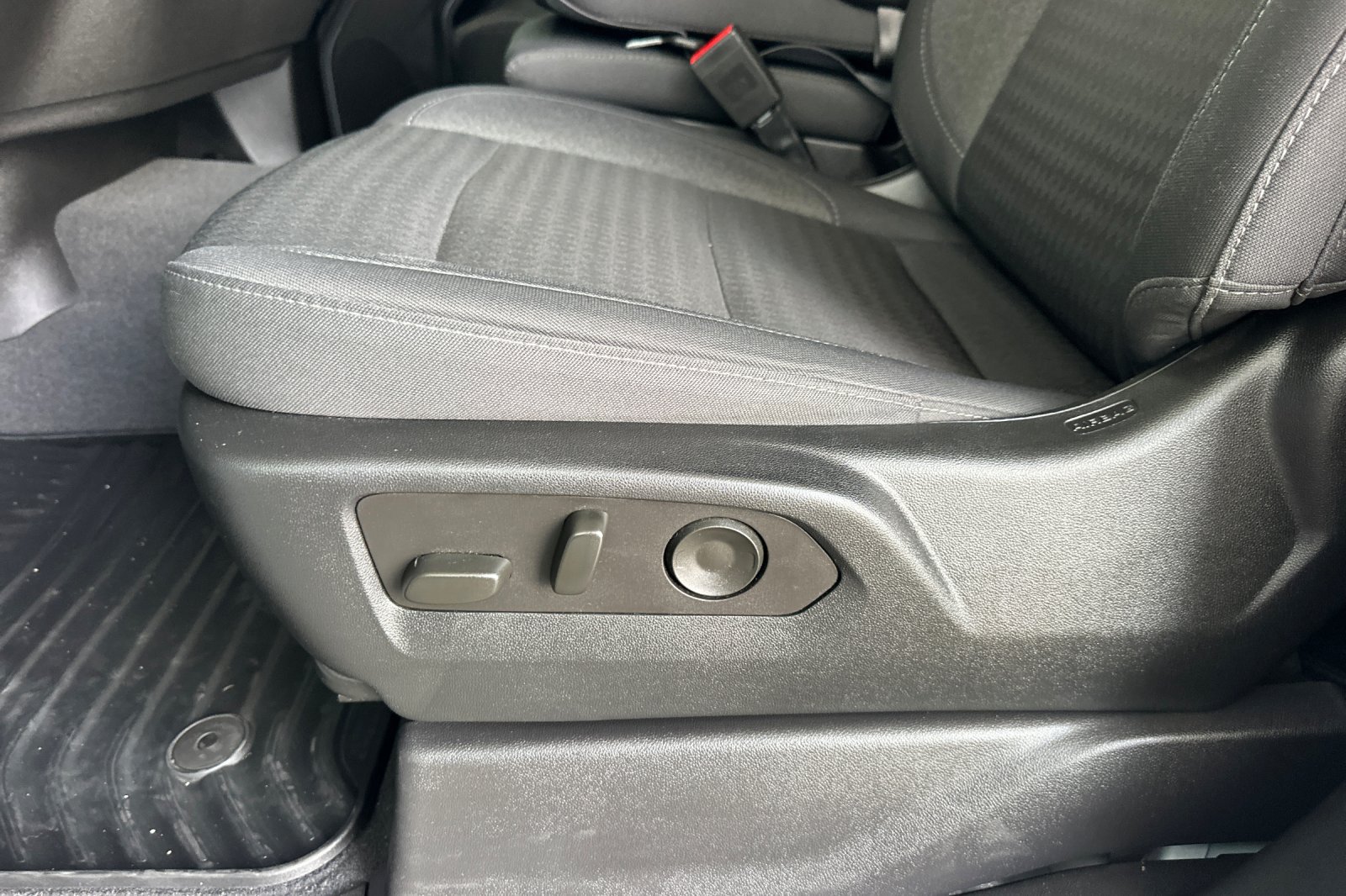 Certified 2024 Chevrolet Silverado 1500 RST w/ LPO, Dark Essentials Package RWD image 13