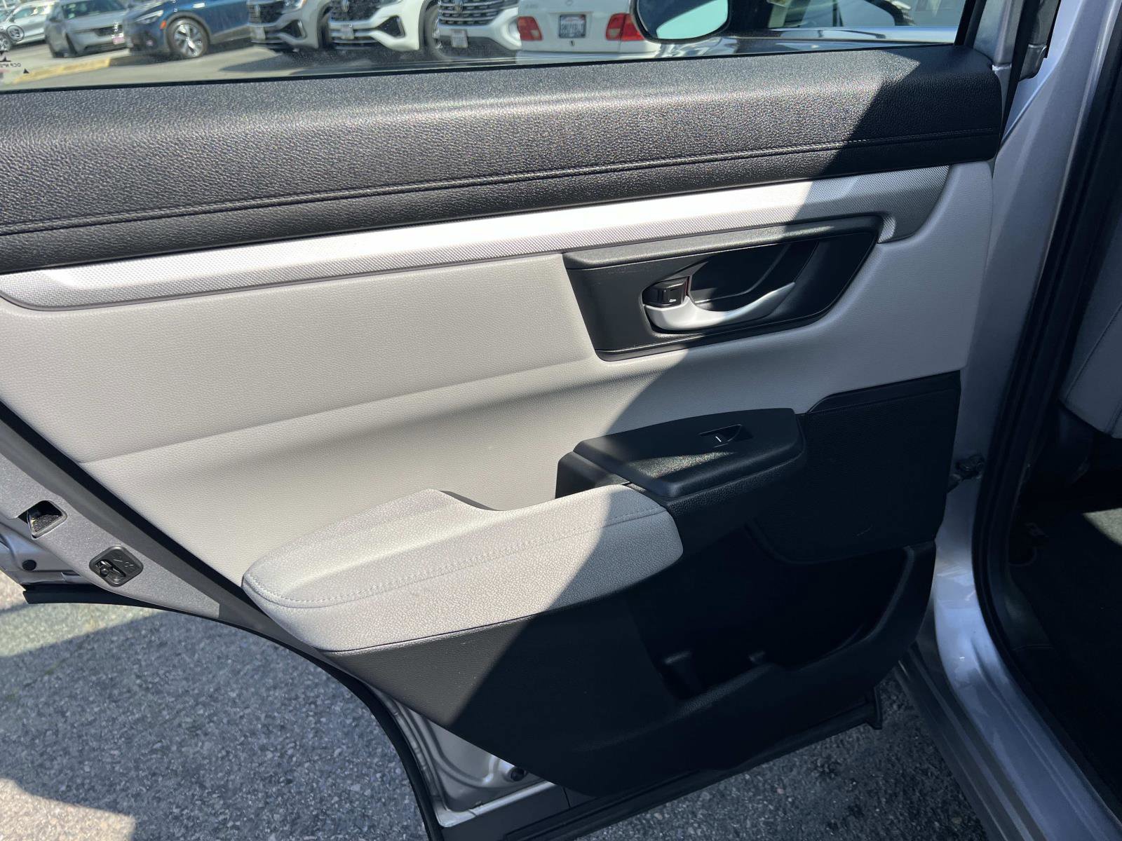 Certified 2017 Honda CR-V LX image 17