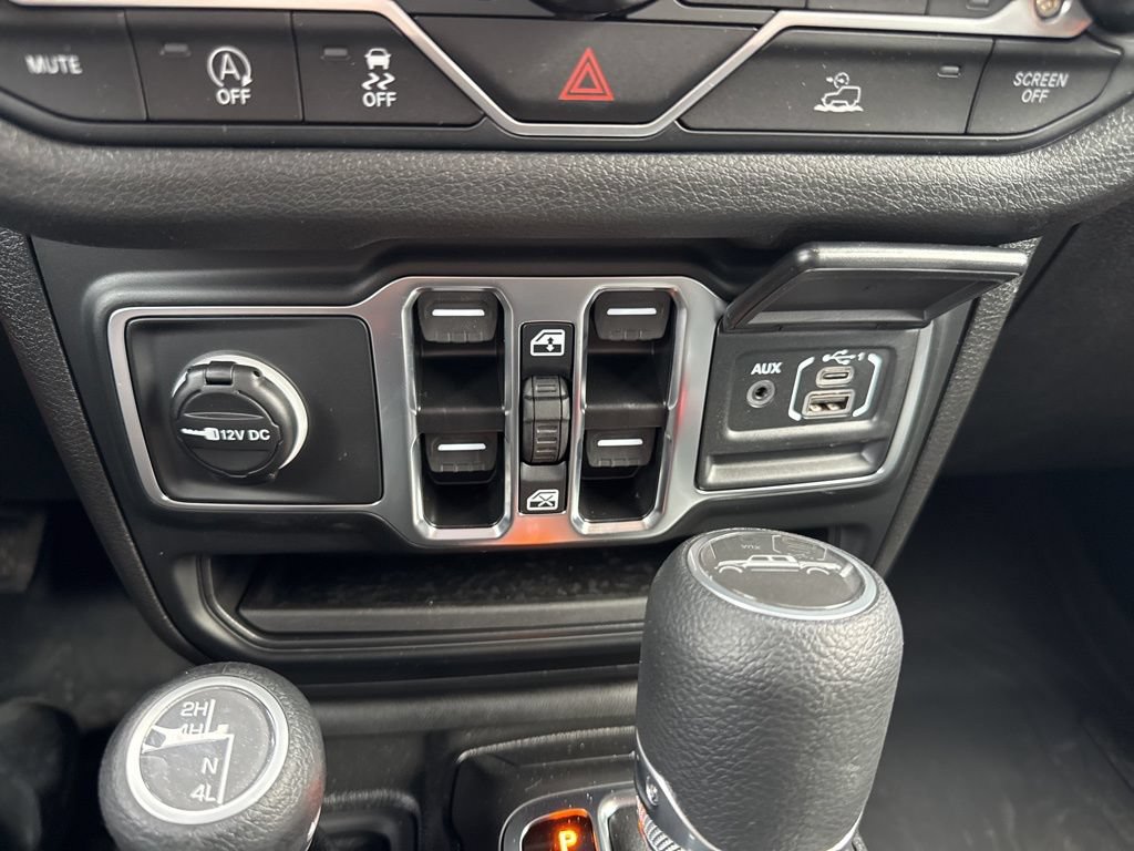 New 2025 Jeep Gladiator Sport AWD/4WD image 30