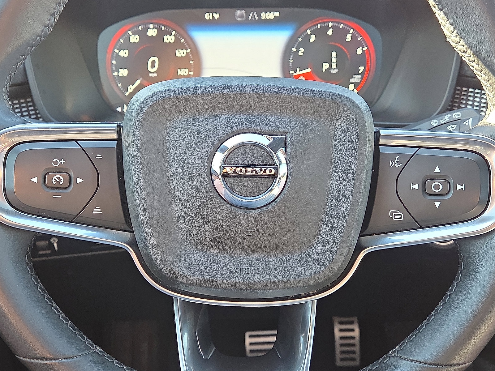 Used 2022 Volvo XC40 T5 R-Design w/ Climate Package AWD/4WD image 16