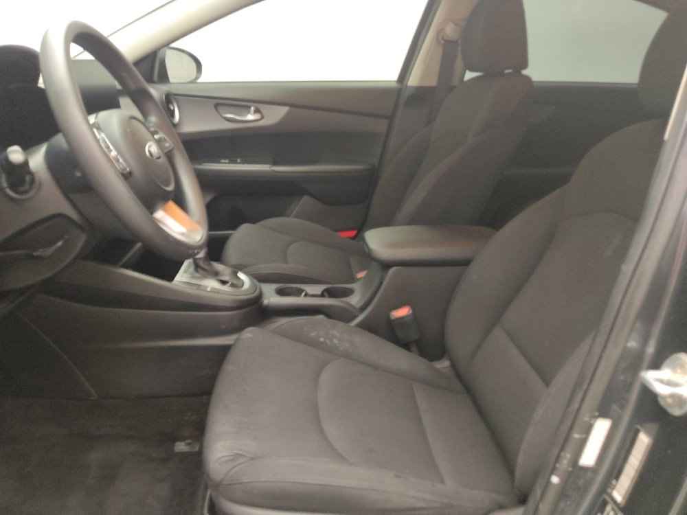 Used 2021 Kia Forte LXS FWD image 17