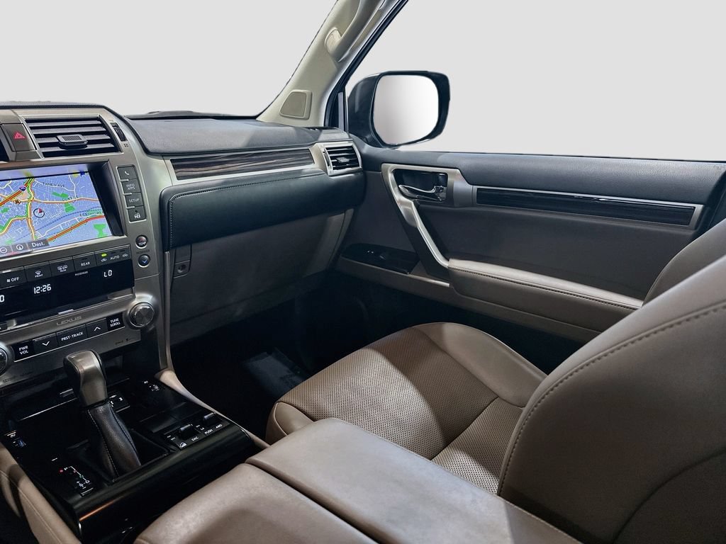 Used 2021 Lexus GX 460 Premium w/ Premium Package AWD/4WD image 24