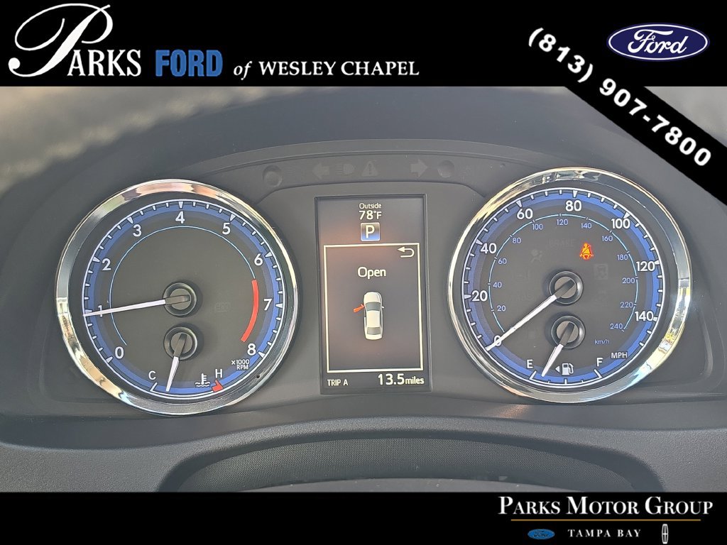Used 2017 Toyota Corolla SE FWD image 29