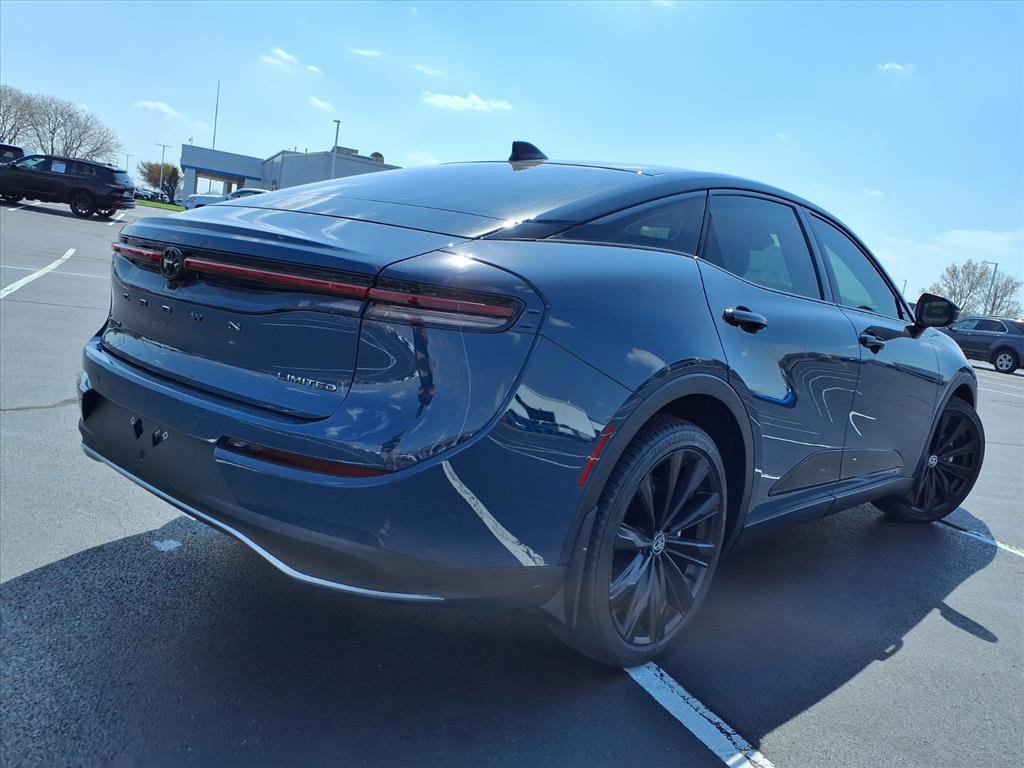 Used 2025 Toyota Crown Nightshade AWD/4WD image 34