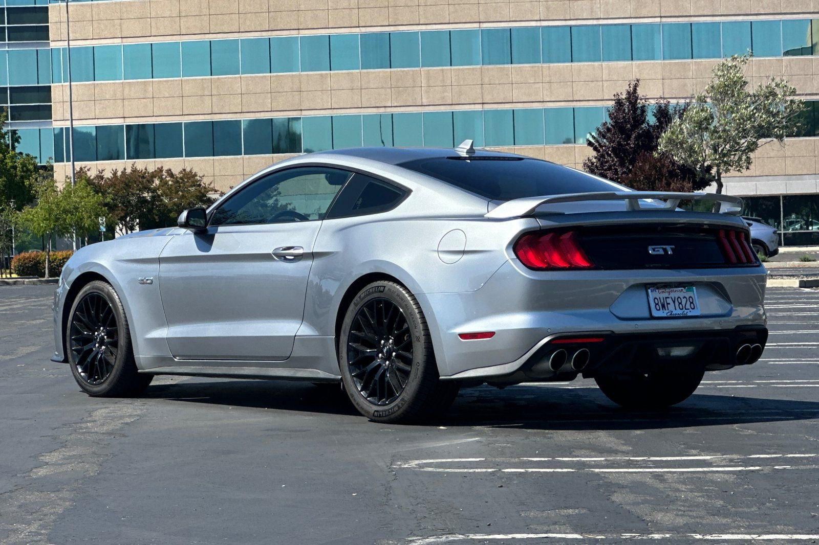 Used 2021 Ford Mustang GT Premium w/ GT Performance Package RWD image 6