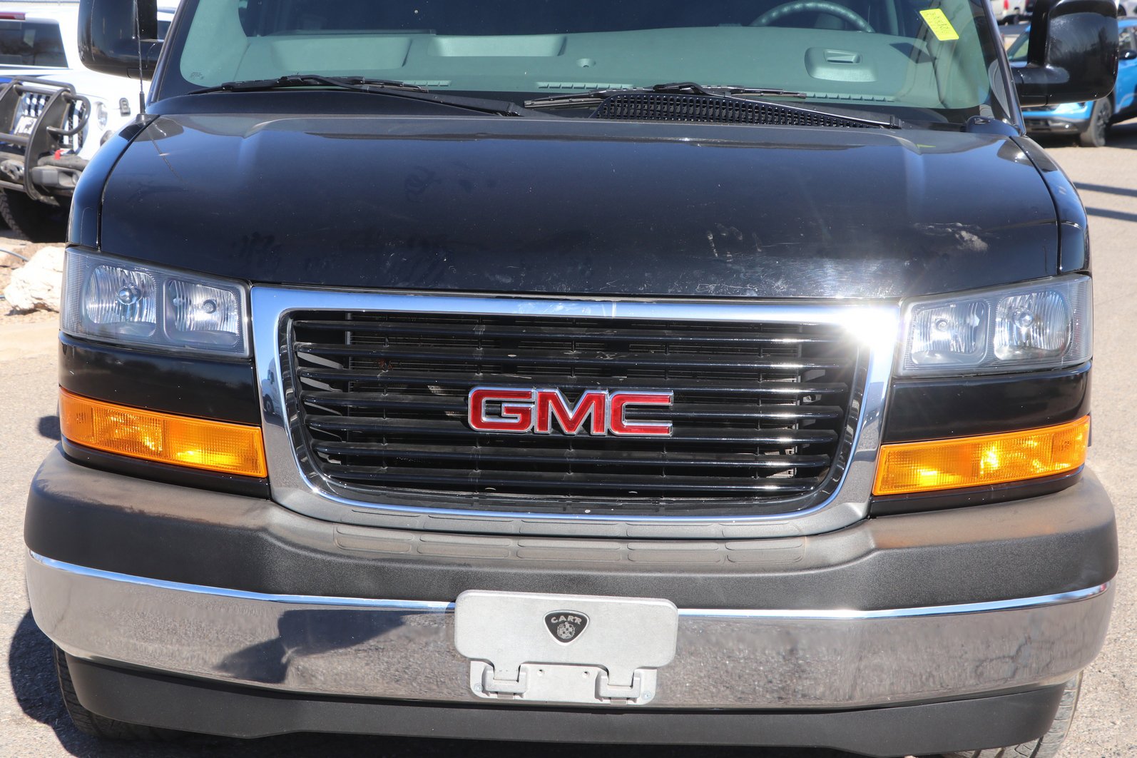 Used 2020 GMC Savana 2500 w/ Enhanced Convenience Package image 2