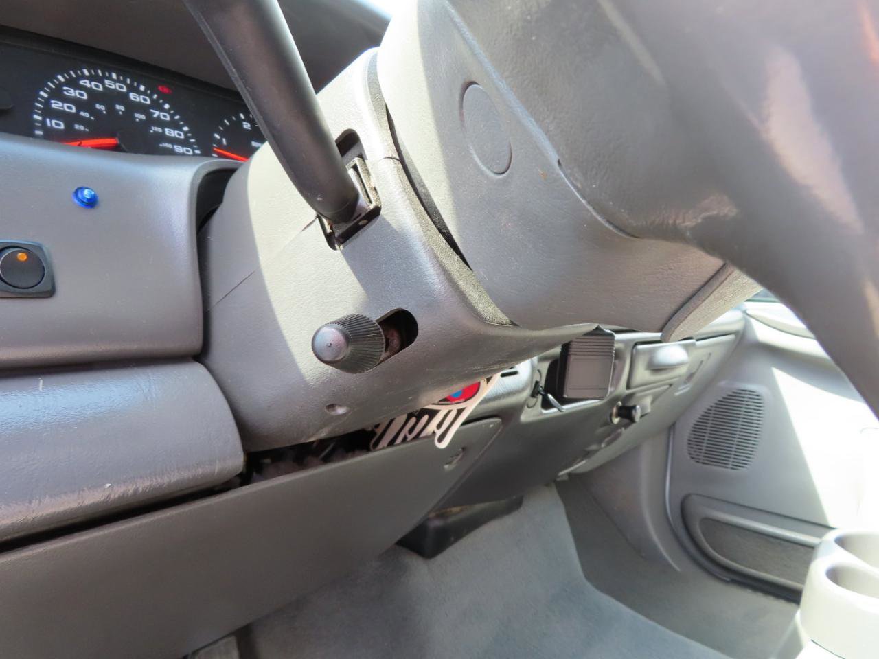 Used 2003 Ford F350 Lariat image 33