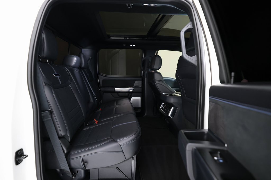 Used 2025 Ford F450 Platinum w/ FX4 Off-Road Package image 16