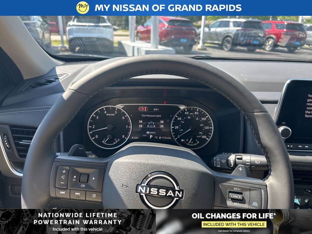 New 2026 Nissan Rogue Dark Armor AWD/4WD image 16