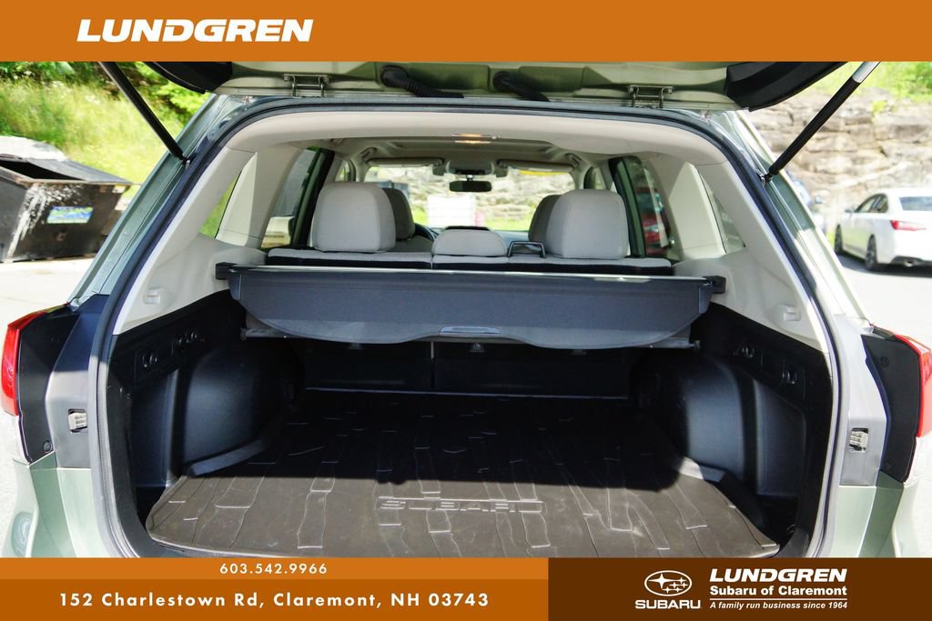 Used 2019 Subaru Forester Premium AWD/4WD image 32