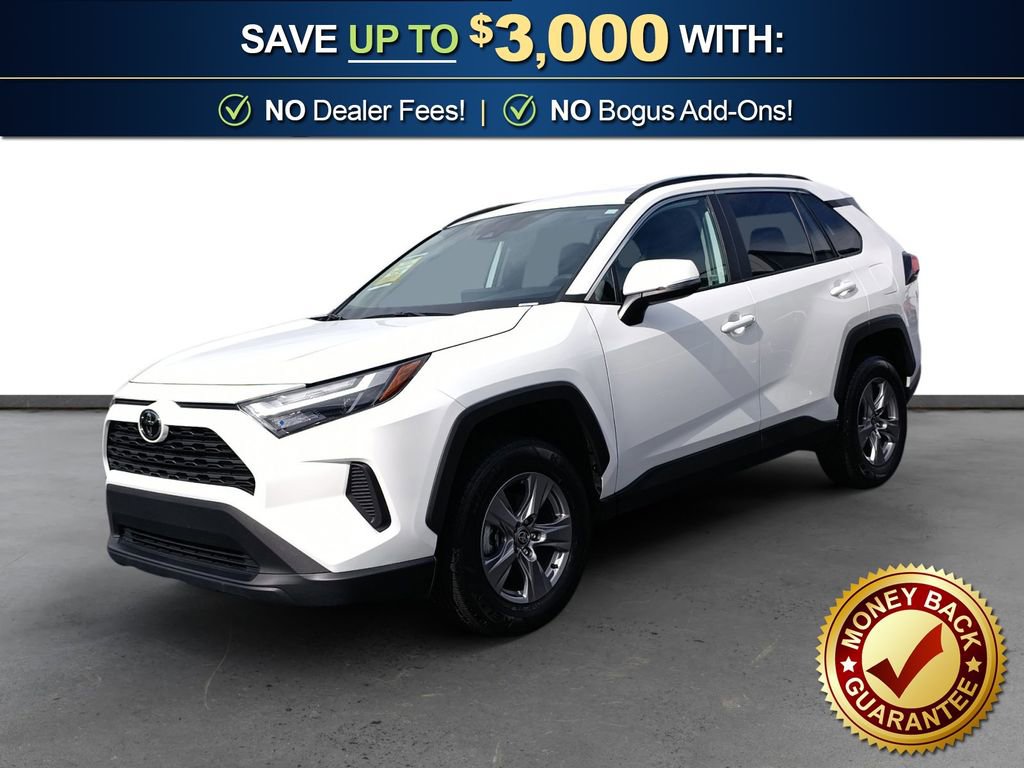 Used 2025 Toyota RAV4 XLE FWD image 1
