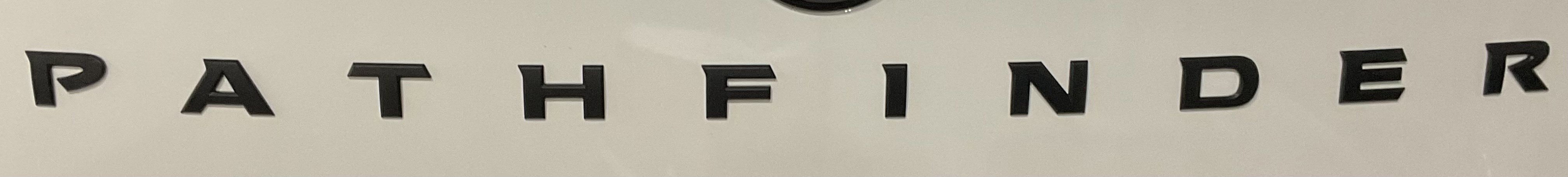 Used 2025 Nissan Pathfinder SV w/ Black Appearance Package image 7