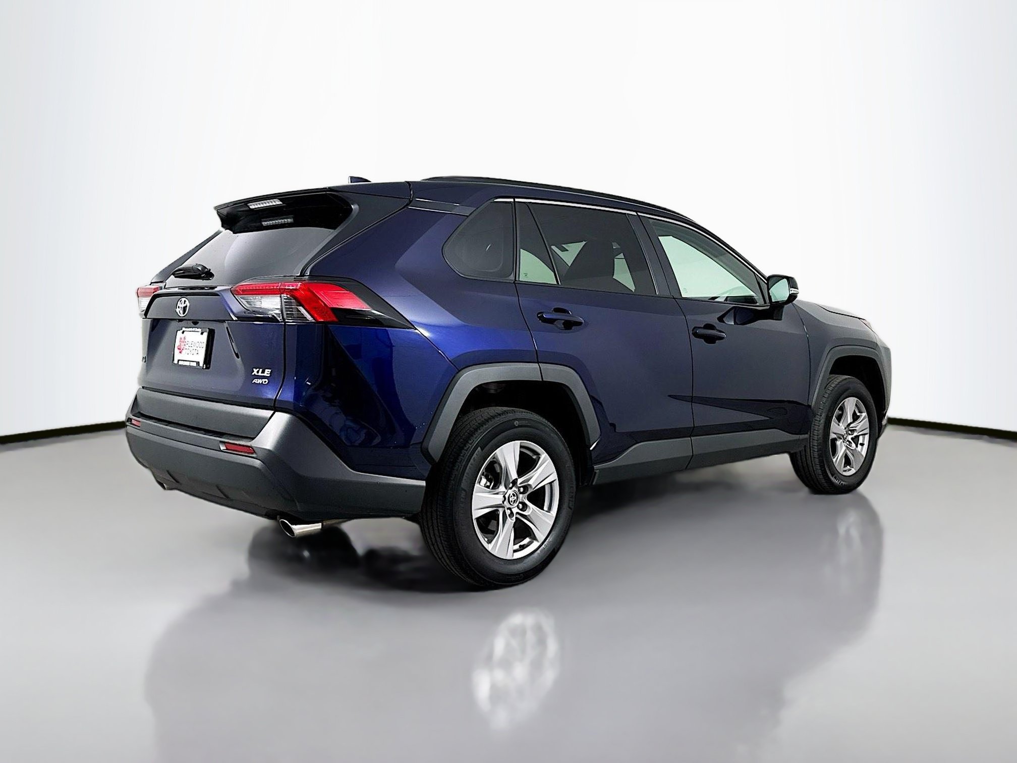 Certified 2025 Toyota RAV4 XLE AWD/4WD image 7