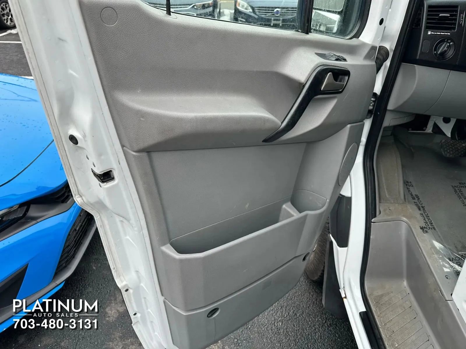 Used 2014 Mercedes-Benz Sprinter 2500 image 11