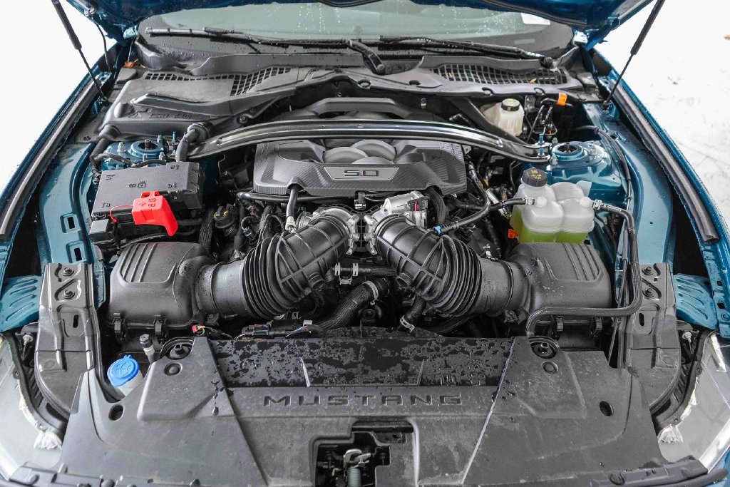 New 2026 Ford Mustang GT Premium w/ GT Performance Package RWD image 25