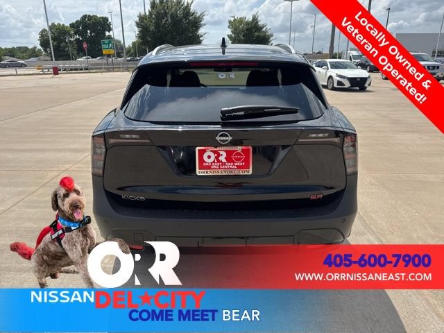 New 2025 Nissan Kicks SR FWD image 4