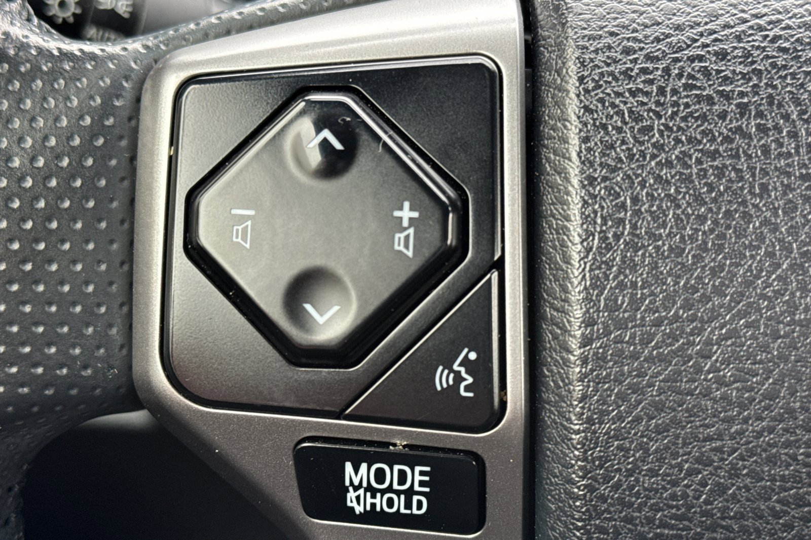 Certified 2023 Toyota 4Runner Limited image 32