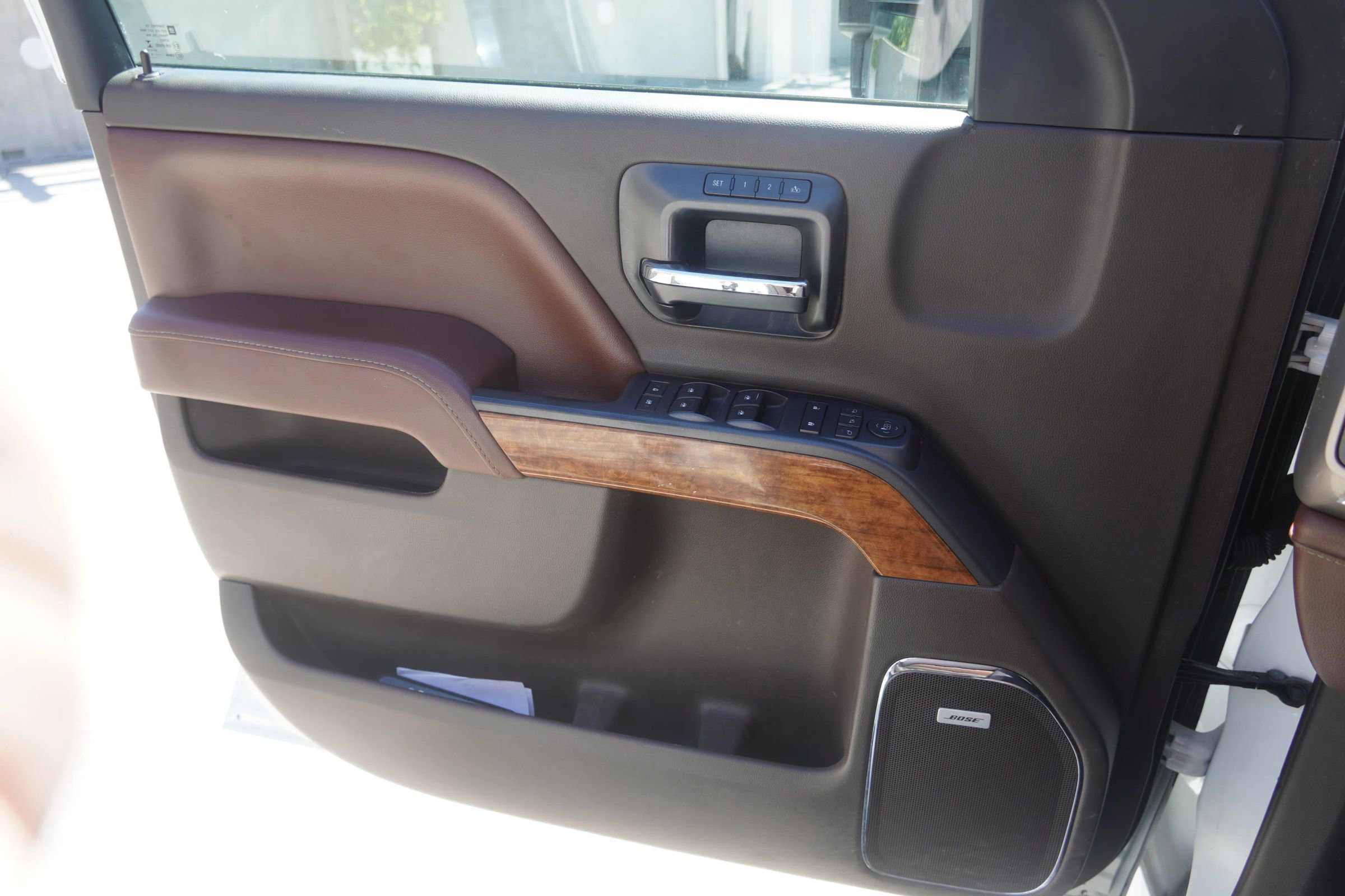 Used 2016 Chevrolet Silverado 1500 High Country AWD/4WD image 39