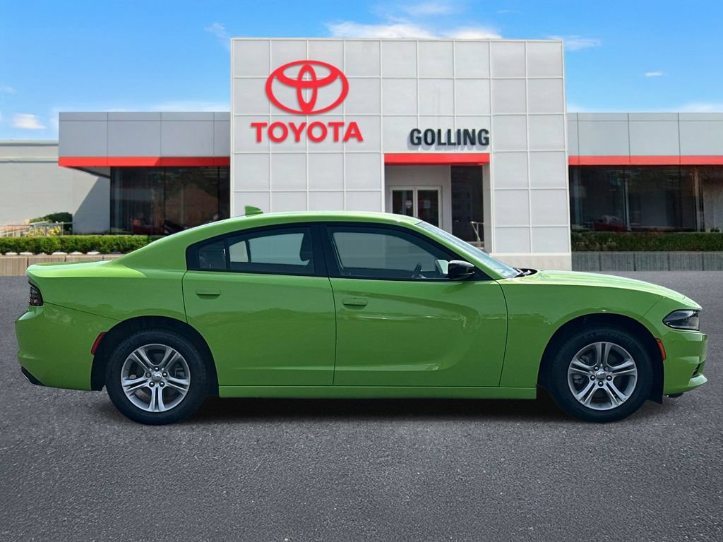 Used 2023 Dodge Charger SXT RWD image 6