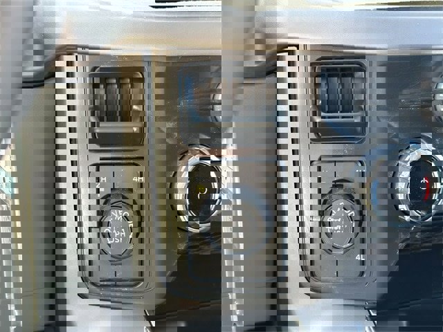 Certified 2024 Ford F150 XLT w/ FX4 Off-Road Package image 12