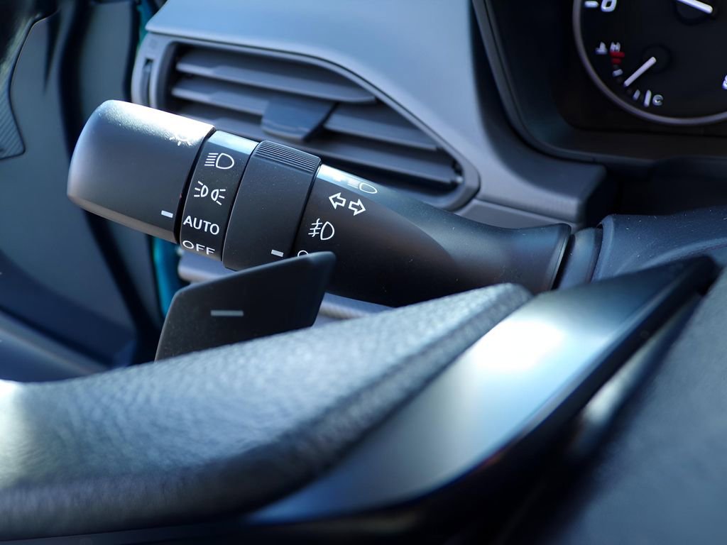 Certified 2025 Subaru Crosstrek 2.0i Premium image 20