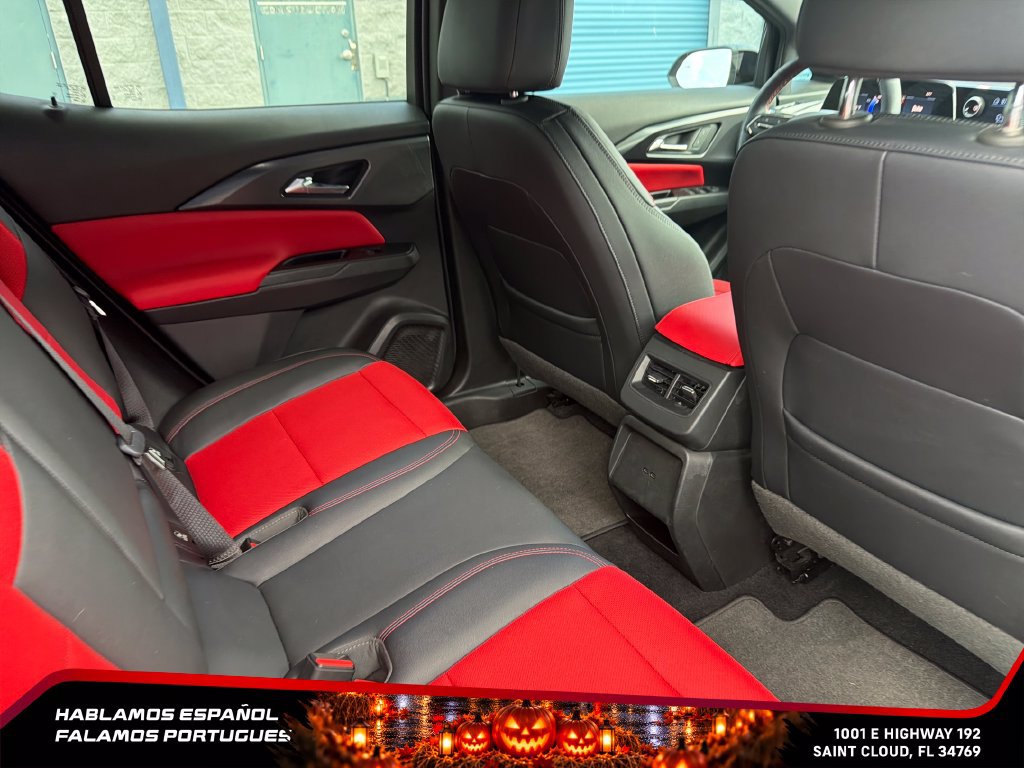 Certified 2024 Chevrolet Equinox EV RS FWD image 32
