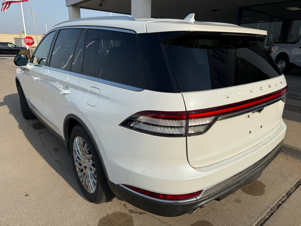 Used 2020 Lincoln Aviator Reserve w/ Equipment Group 201A image 7