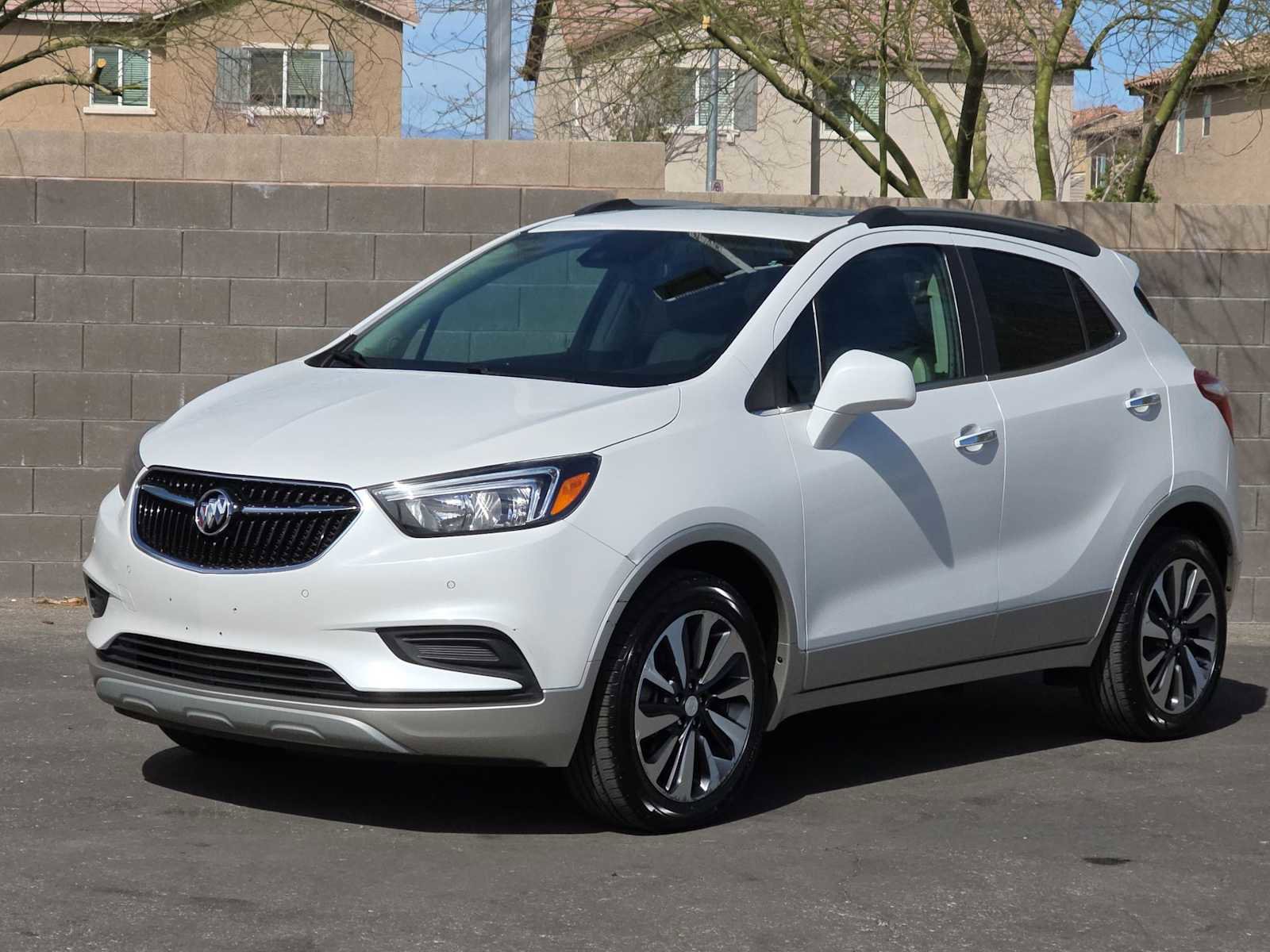 Used 2021 Buick Encore Preferred w/ Safety Package II image 5