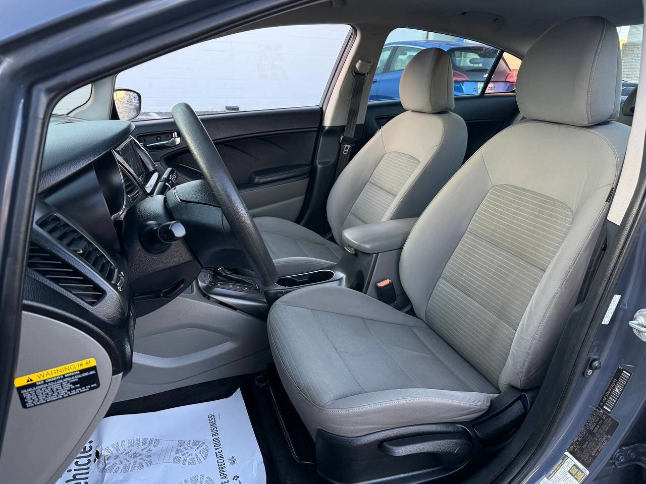 Used 2015 Kia Forte LX w/ Popular Package image 11