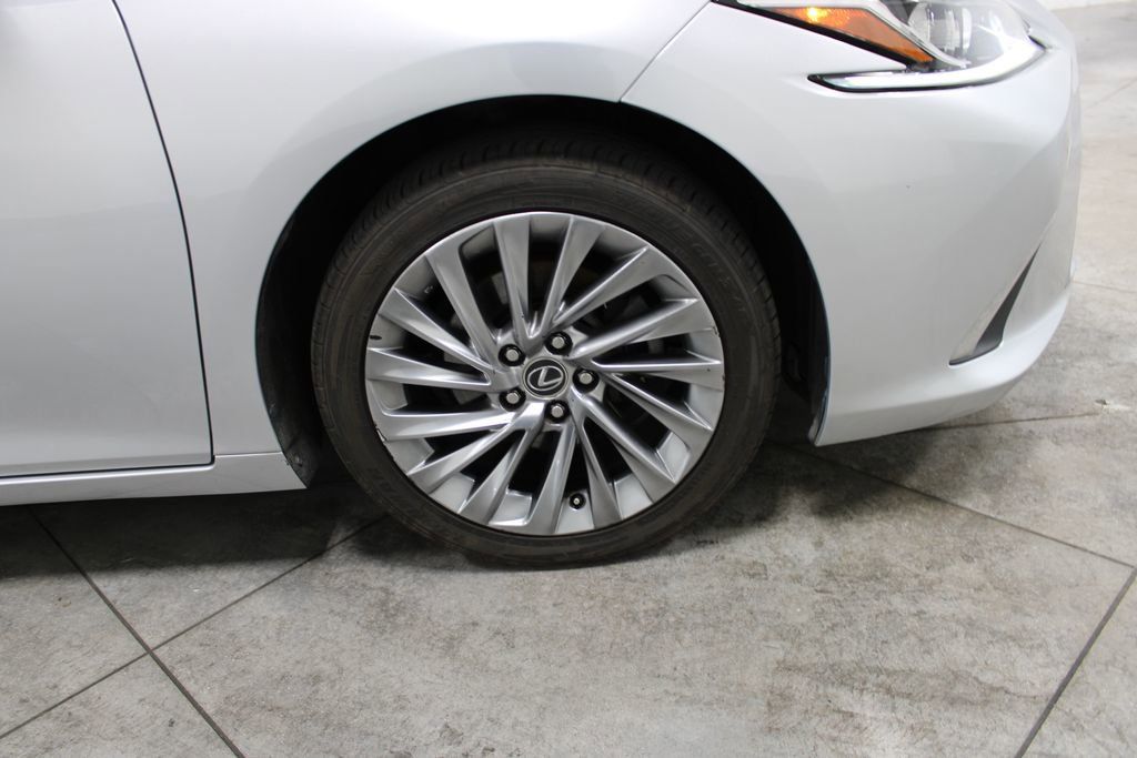 Used 2020 Lexus ES 350 Luxury image 34