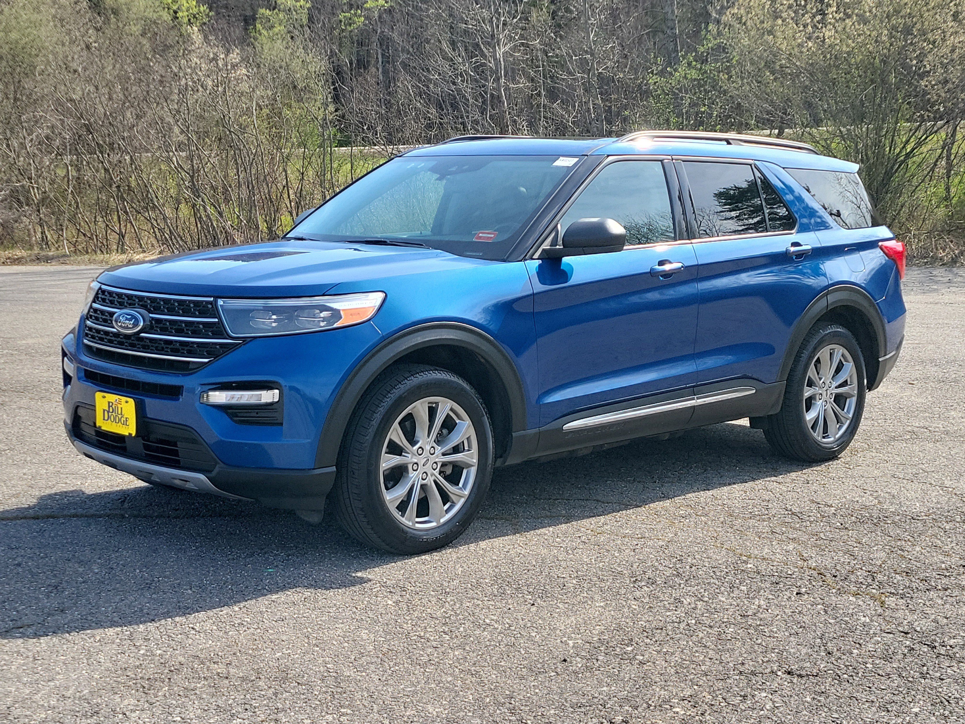 Used 2021 Ford Explorer XLT w/ Equipment Group 202A AWD/4WD image 1