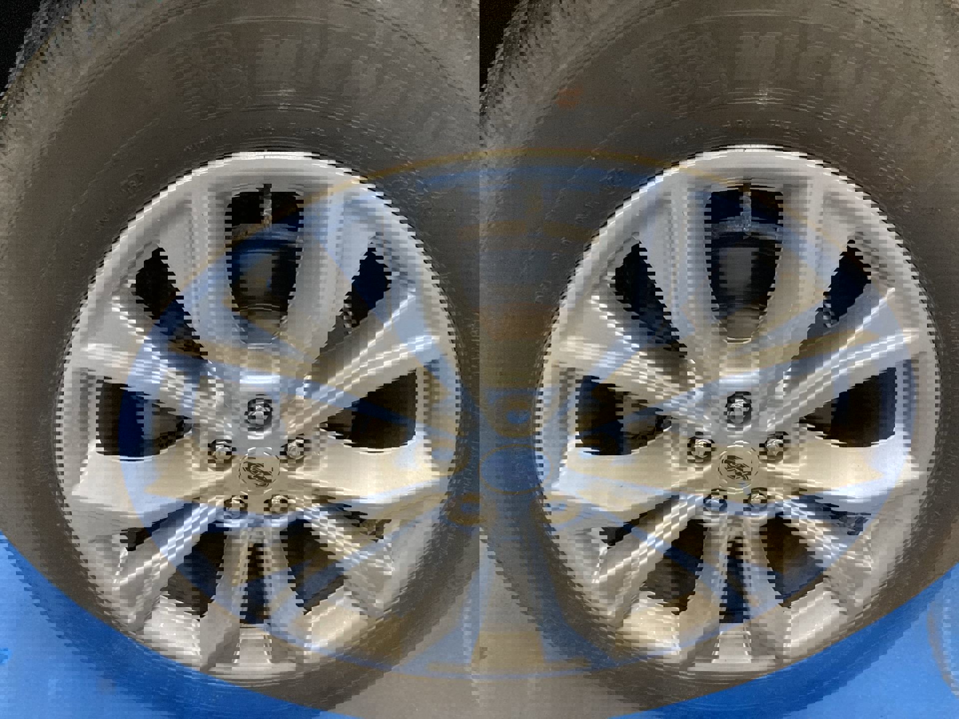 Used 2020 Ford Explorer XLT w/ Equipment Group 202A image 9