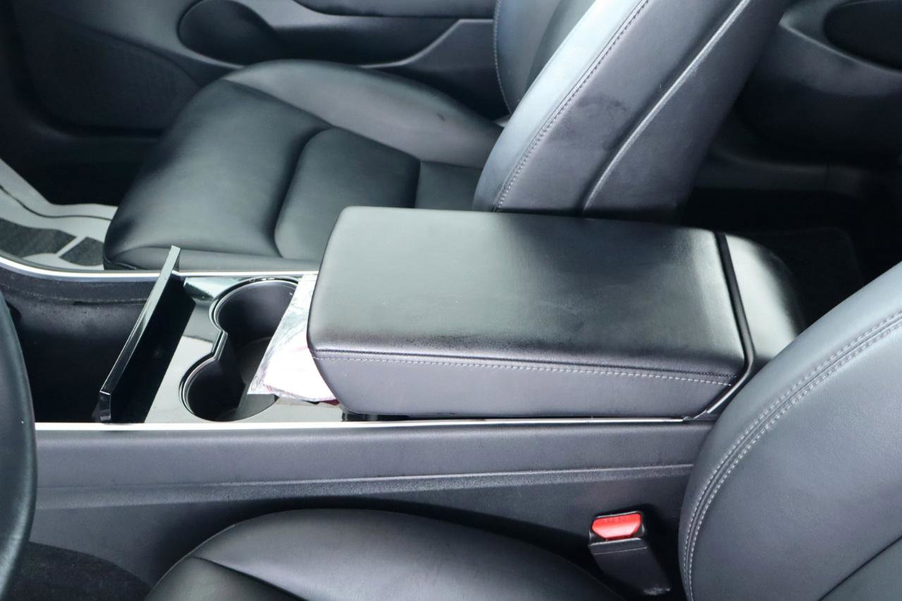 Used 2018 Tesla Model 3 Long Range RWD image 18
