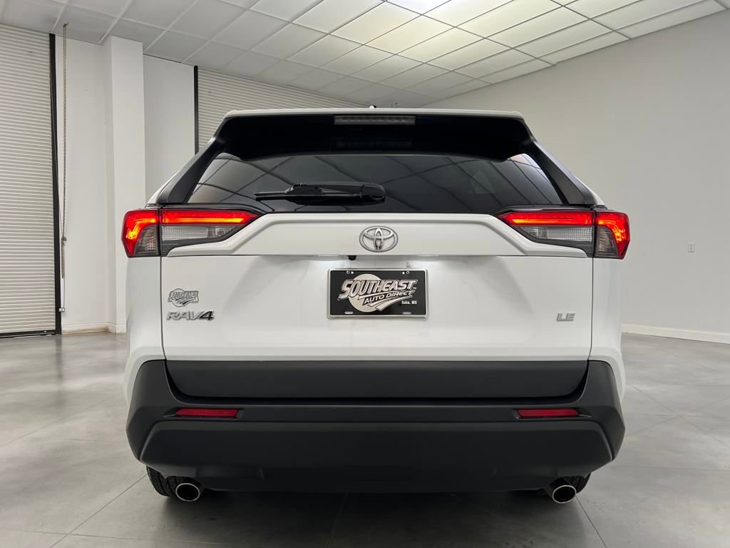 Used 2023 Toyota RAV4 LE image 6