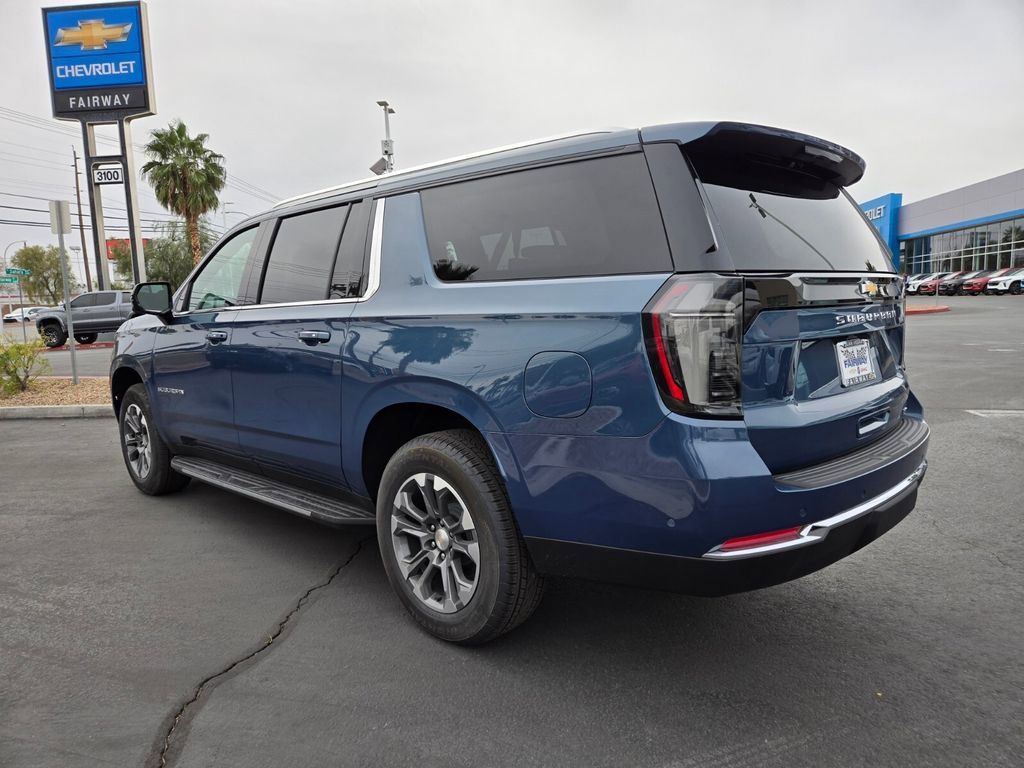 New 2025 Chevrolet Suburban LT w/ Comfort Package AWD/4WD image 3